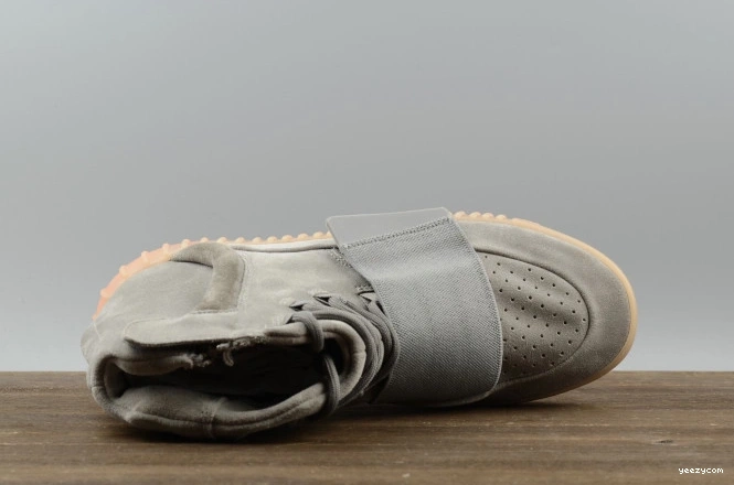 LIGHT 750 YEEZY GREY GLOW GUM BOOST DARK BB1840 ADIDAS 1027